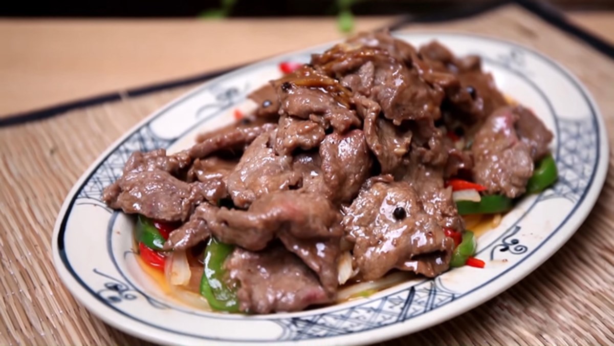 Cách chế biến Bò xốt tiêu đen
