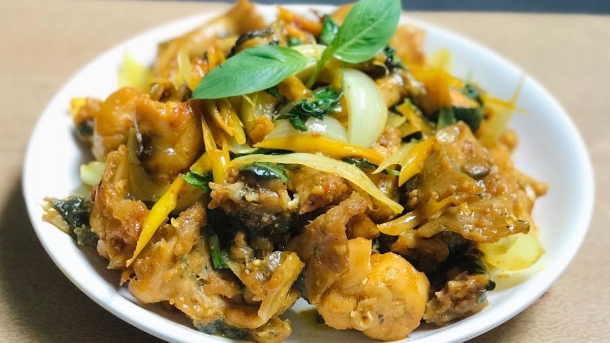 Cách chế biến Ếch xào lăn