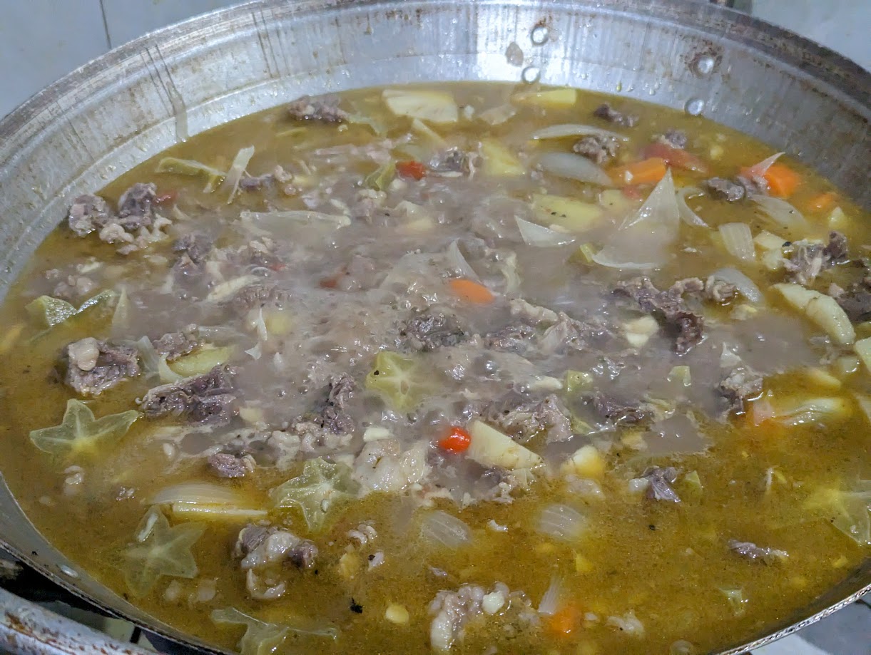 Lẩu Trâu Om Củ Quả