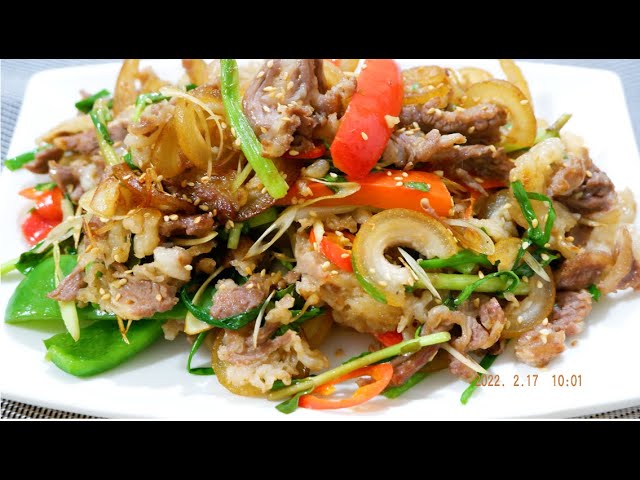 Ngựa xào xả ớt chuẩn vị khi dừng chân Hòa Lạc