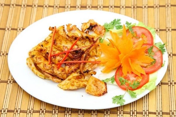Mực nướng muối ớt cho sinh viên chỉ có bếp nhỏ trong phòng – mẹo nha