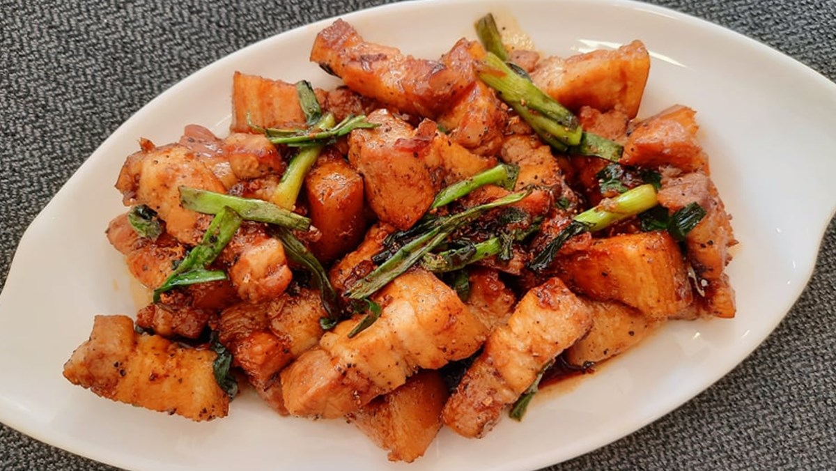 Thịt rang cháy cạnh cho sinh viên cuối tháng – vẫn ngon và no